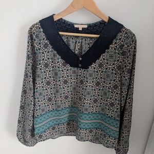 Loose Blue Pattern Blouse